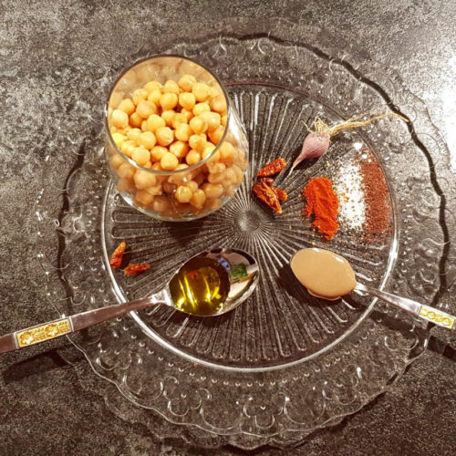 Hummus_veganer-Kichererbsenaufstrich_Diaetologie-Eberharter Hummus_veganer-Kichererbsenaufstrich_Diaetologie-Eberharter
