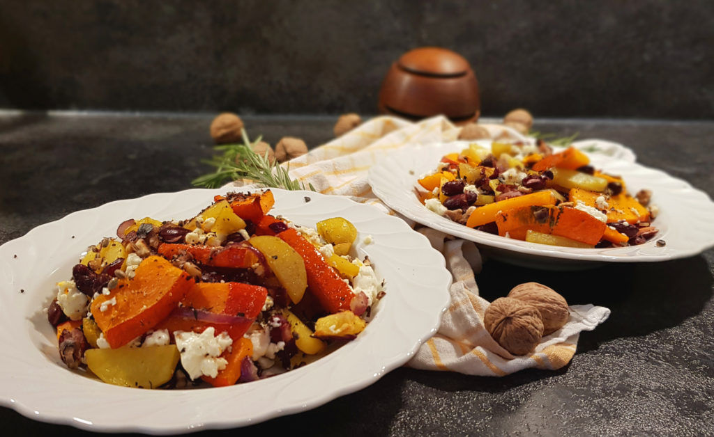 Ofengemüse-mit-Kürbis-Erdäpfel-Bohnen-Feta_Gericht_Diaetologie-Eberharter Ofengemüse-mit-Kürbis-Erdäpfel-Bohnen-Feta_Gericht_Diaetologie-Eberharter