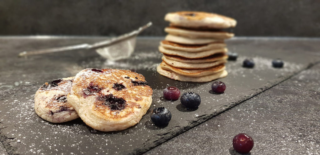 Buchweizen-Heidelbeer-Pancakes_Diaetologie-Eberharter Buchweizen-Heidelbeer-Pancakes_Diaetologie-Eberharter